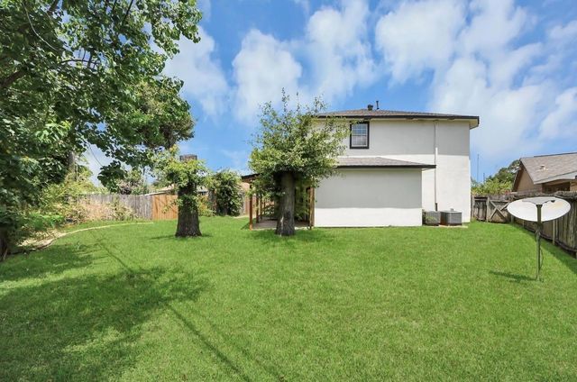 10535 Emnora Lane, Houston, TX 77043