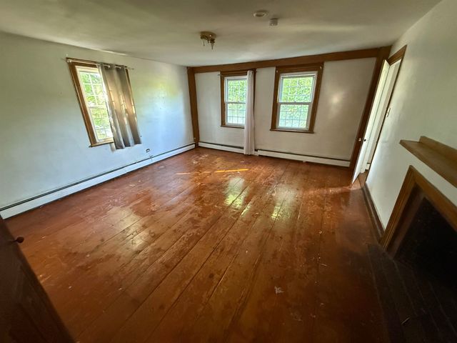 55 Chester Street, Chester, NH 03036