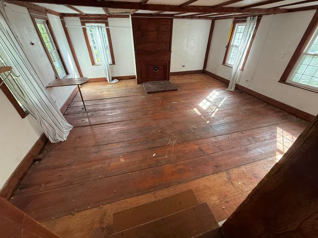 55 Chester Street, Chester, NH 03036