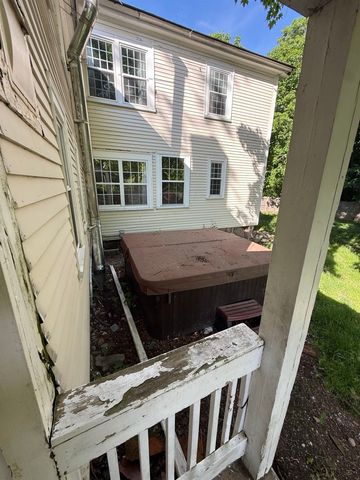 55 Chester Street, Chester, NH 03036