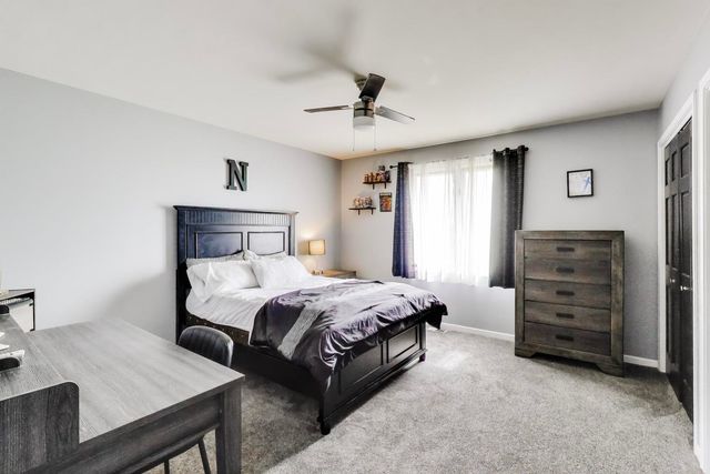 8407 Brookside Glen Drive, Tinley Park, IL 60487