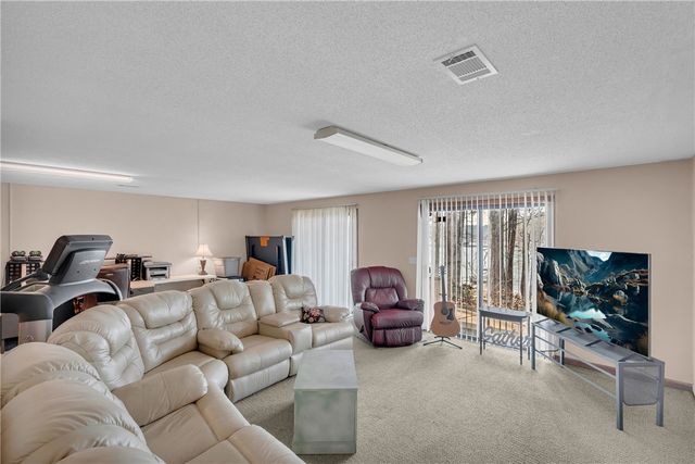 415 Kenwood Drive, Westminster, SC 29693