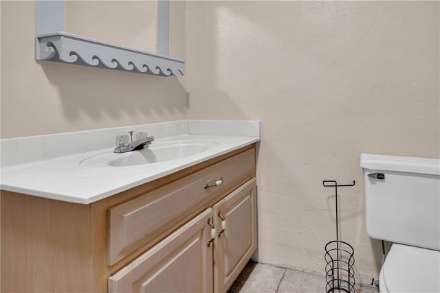 415 Kenwood Drive, Westminster, SC 29693