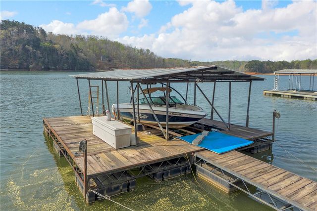 415 Kenwood Drive, Westminster, SC 29693