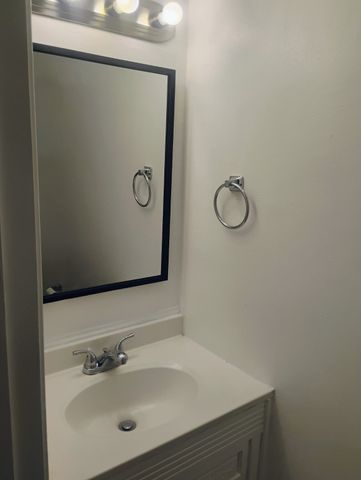 8966 Hawthorne Drive, Shreveport, LA 71118