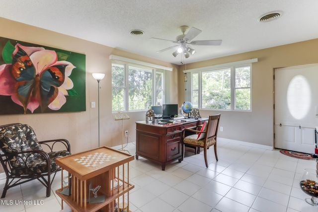808 Mills Avenue, Gulfport, MS 39501