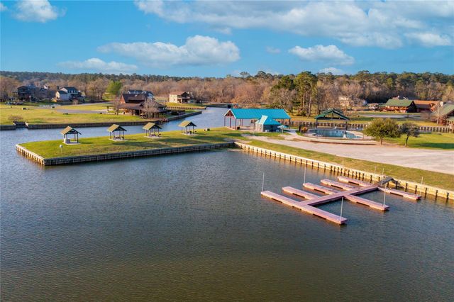 29 Lakecrest Lane, Huntsville, TX 77340