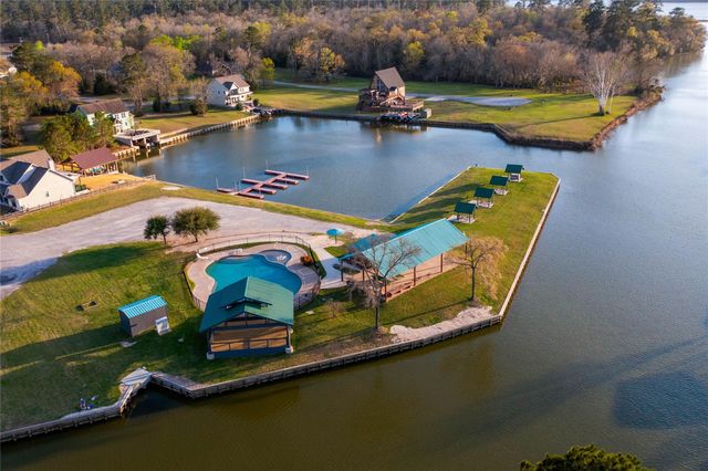 29 Lakecrest Lane, Huntsville, TX 77340