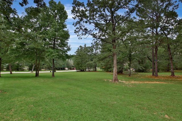 29 Lakecrest Lane, Huntsville, TX 77340