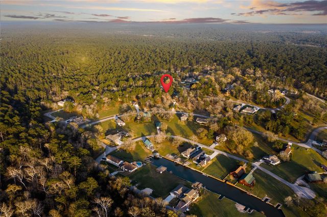 29 Lakecrest Lane, Huntsville, TX 77340