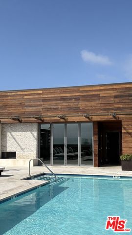 1755 Ocean Avenue Avenue 203, Santa Monica, CA 90401