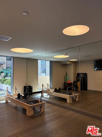 1755 Ocean Avenue Avenue 203, Santa Monica, CA 90401