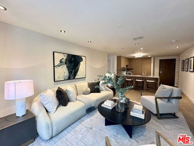 1755 Ocean Avenue Avenue 203, Santa Monica, CA 90401