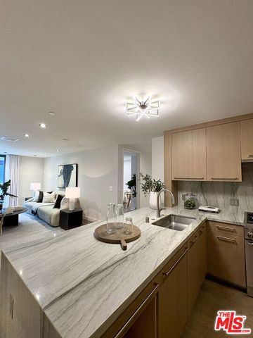1755 Ocean Avenue Avenue 203, Santa Monica, CA 90401