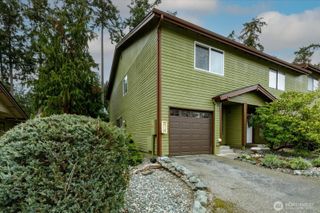 690 NW Atalanta Way #B1, Oak Harbor, WA 98277