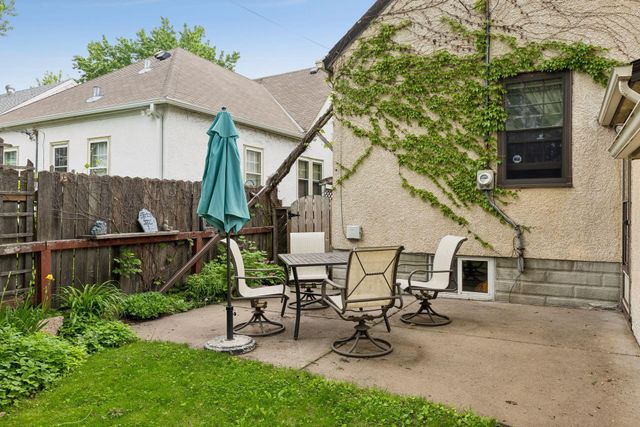 4011 Upton Avenue N, Minneapolis, MN 55412