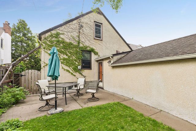 4011 Upton Avenue N, Minneapolis, MN 55412