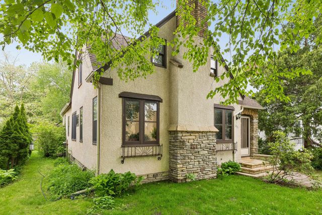 4011 Upton Avenue N, Minneapolis, MN 55412