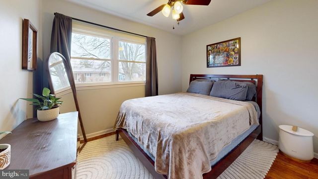 301 CHEROKEE DR, Browns Mills, NJ 08015