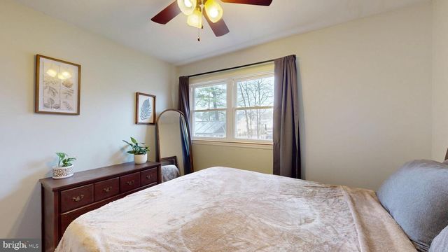 301 CHEROKEE DR, Browns Mills, NJ 08015