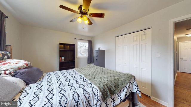 301 CHEROKEE DR, Browns Mills, NJ 08015