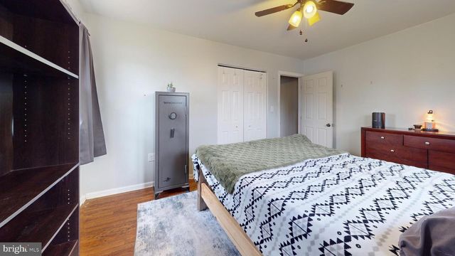 301 CHEROKEE DR, Browns Mills, NJ 08015