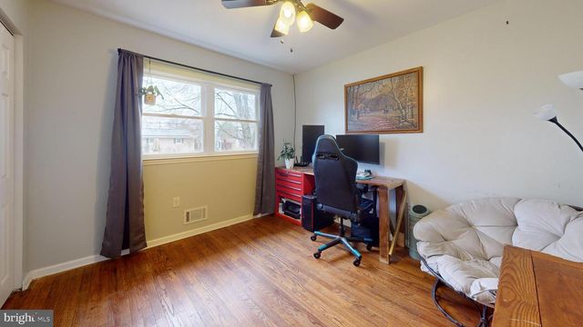 301 CHEROKEE DR, Browns Mills, NJ 08015