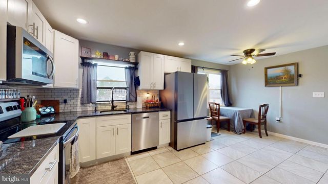 301 CHEROKEE DR, Browns Mills, NJ 08015