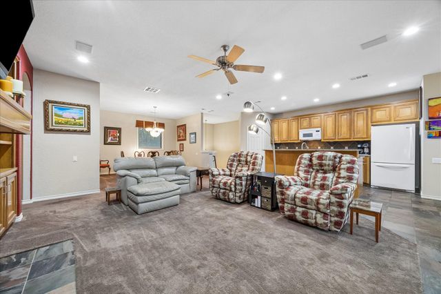 3040 Bayshore Drive, Bacliff, TX 77518