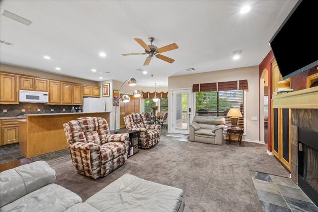 3040 Bayshore Drive, Bacliff, TX 77518