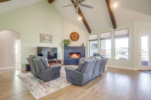 239 Harvard Lane, Springtown, TX 76082