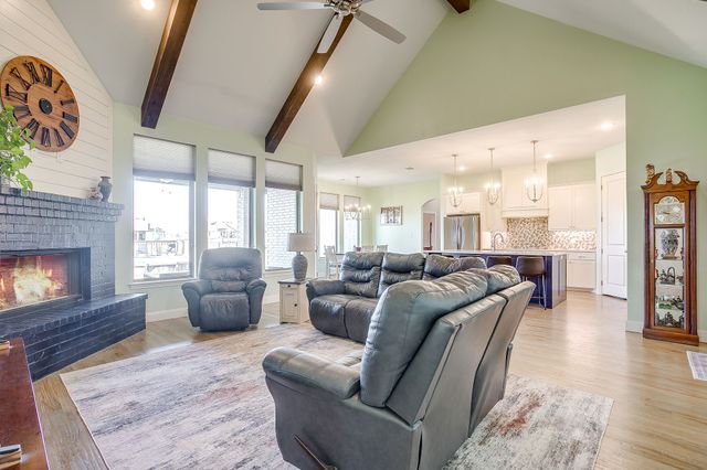 239 Harvard Lane, Springtown, TX 76082