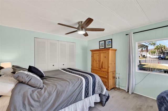 1050 SHAWN COURT, Tavares, FL 32778