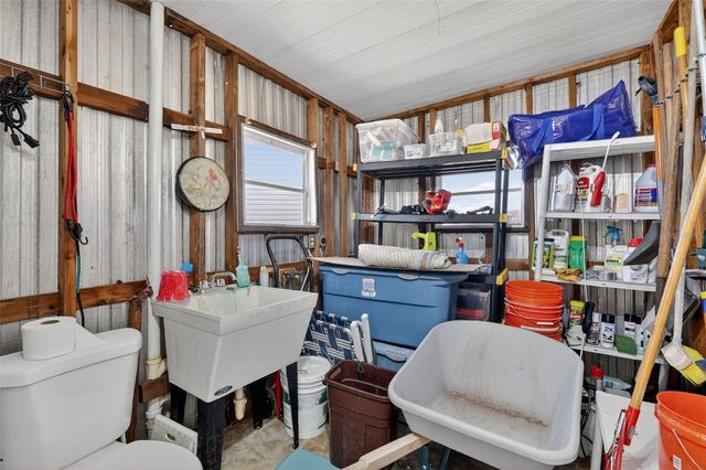 1050 SHAWN COURT, Tavares, FL 32778