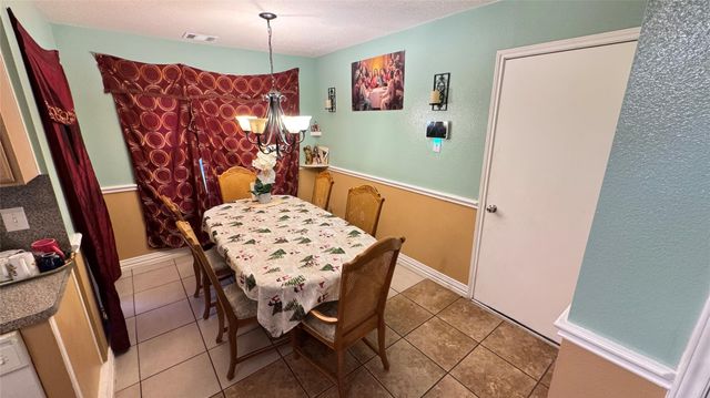20935 Fox Cliff Lane, Humble, TX 77338