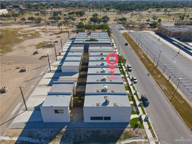 1406 S 7th Avenue, Edinburg, TX 78539