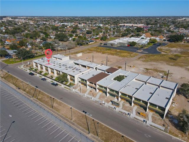 1406 S 7th Avenue, Edinburg, TX 78539