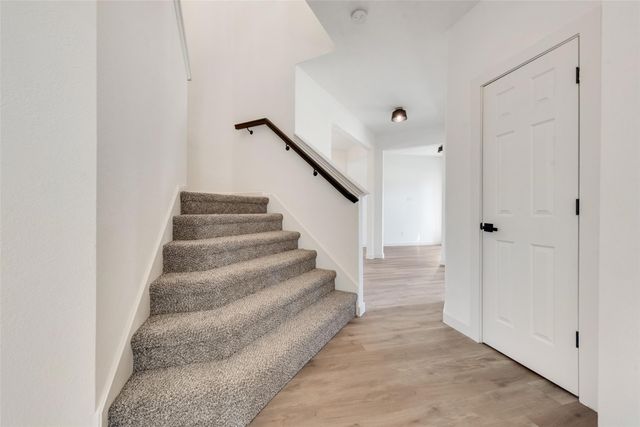 611 Joy Lane, Mansfield, TX 76063