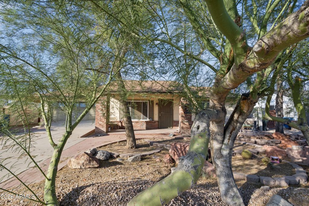 1148 W GREENWAY Drive, Tempe, AZ 85282 — photo 4