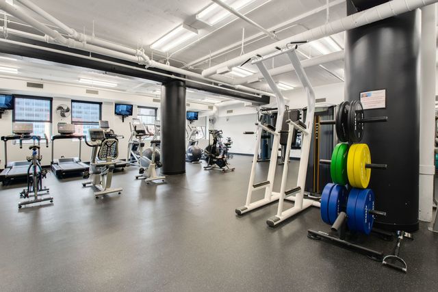 165 N Canal Street 519, Chicago, IL 60606