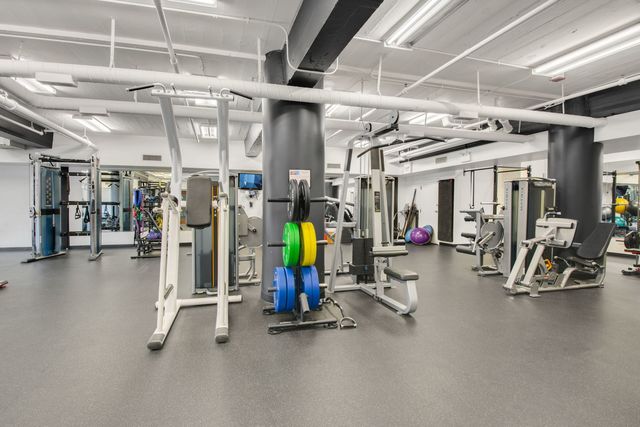 165 N Canal Street 519, Chicago, IL 60606