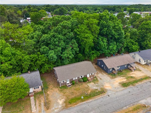 17, 19, 21, 23, 29, 31 Hunter Street, Thomasville, NC 27360