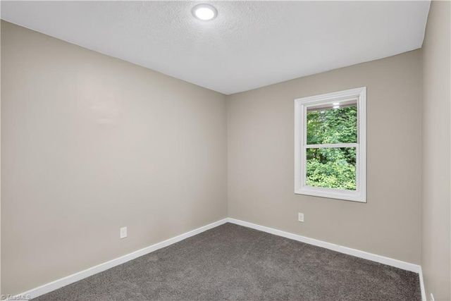 17, 19, 21, 23, 29, 31 Hunter Street, Thomasville, NC 27360