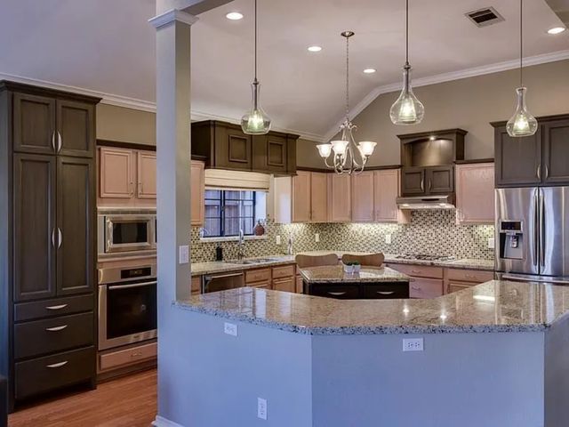 4035 Briarbend Road, Dallas, TX 75287