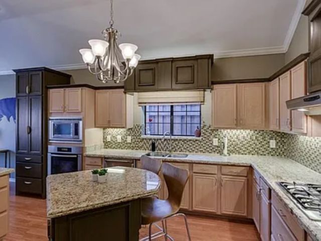 4035 Briarbend Road, Dallas, TX 75287