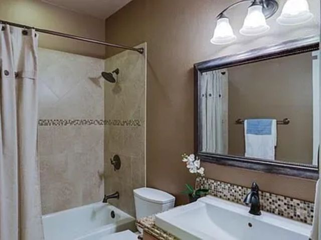 4035 Briarbend Road, Dallas, TX 75287