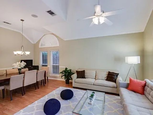 4035 Briarbend Road, Dallas, TX 75287