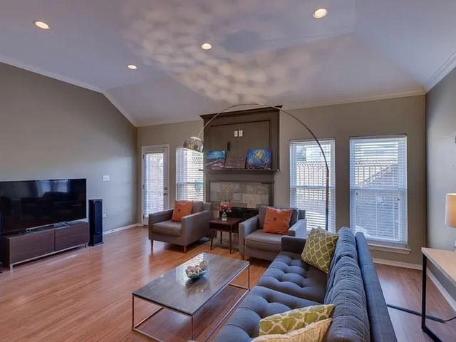 4035 Briarbend Road, Dallas, TX 75287