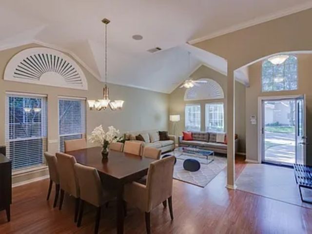 4035 Briarbend Road, Dallas, TX 75287