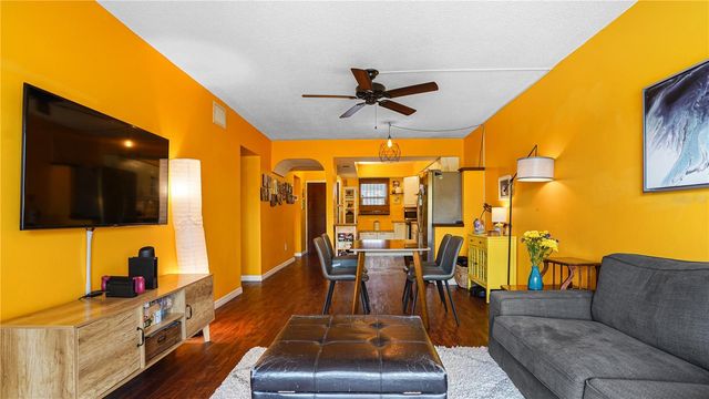 1981 LAKEWOOD CLUB DRIVE S 4N, St Petersburg, FL 33712